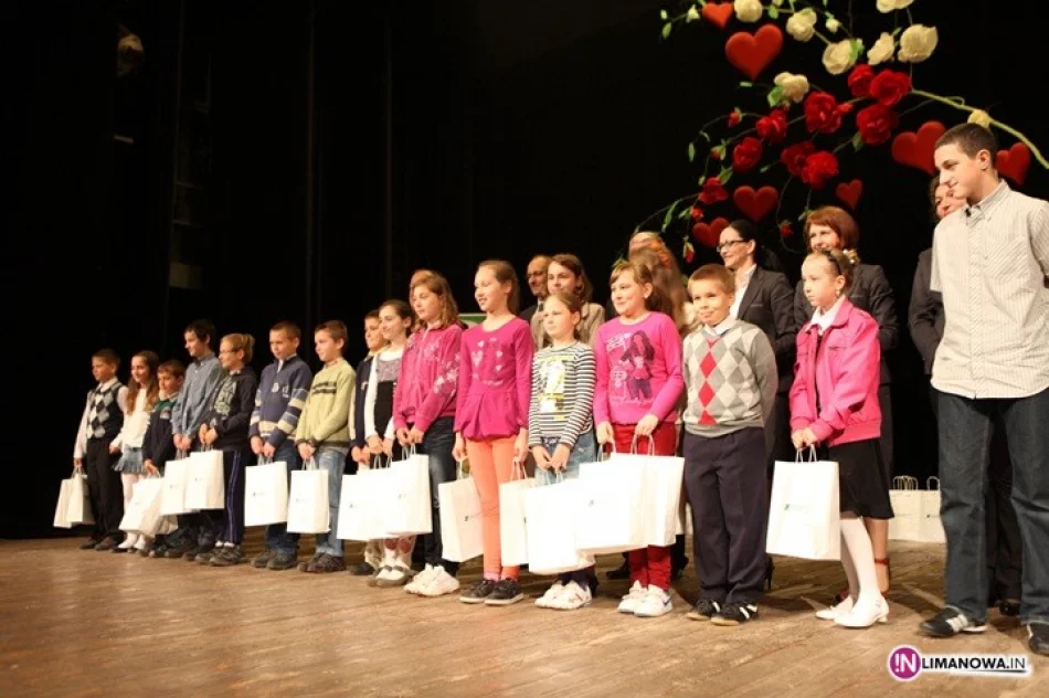 Internetowi 'Łowcy Skarbów' odebrali nagrody - zdjęcie 2