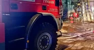 Zapalił się dach warsztatu mechanicznego - zdjęcie 3