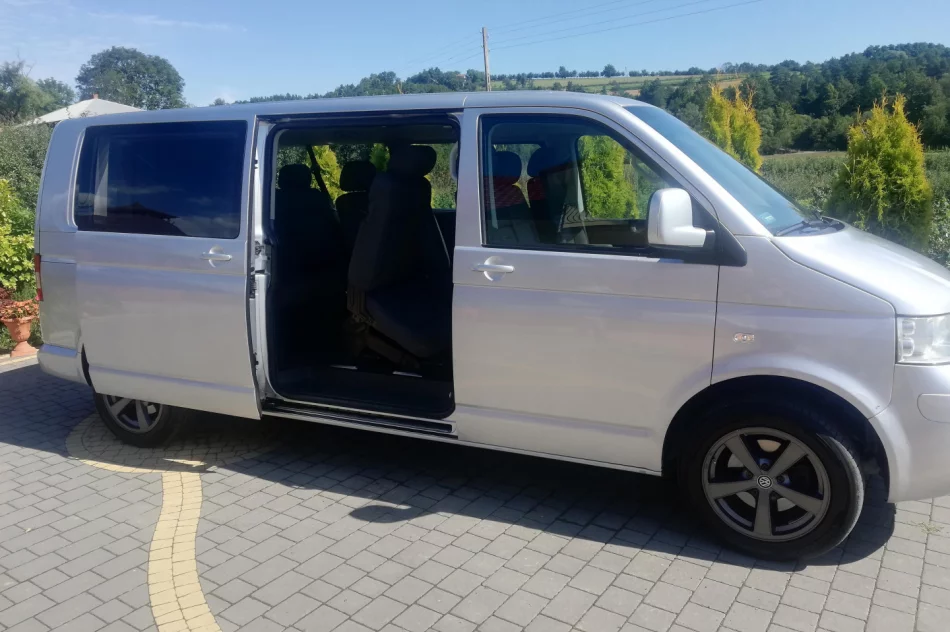 wynajem busa - zdjęcie 2