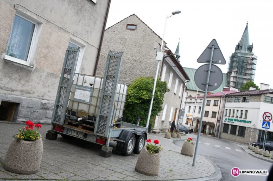 Woda pitna na ulicy, brudna w kranach - zdjęcie 2