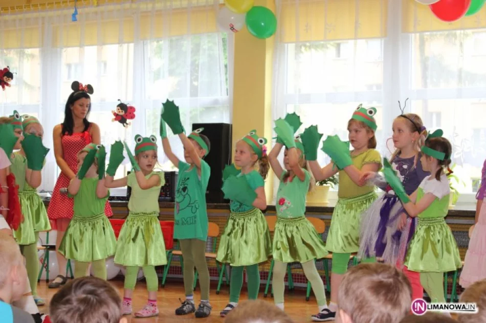 Uśmiechnięte buzie z Myszką Miki - zdjęcie 2