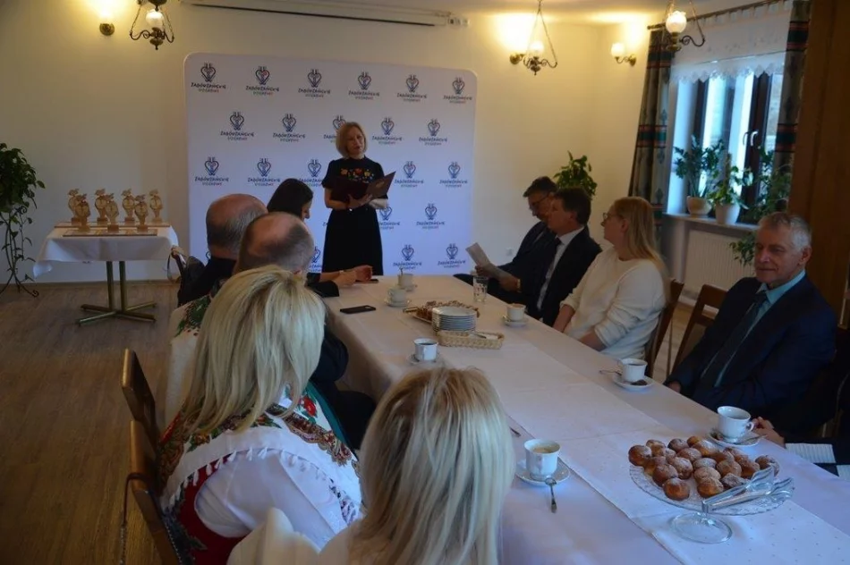 Pierwsi użytkownicy znaku promocyjnego odebrali certyfikaty i statuetki - zdjęcie 3