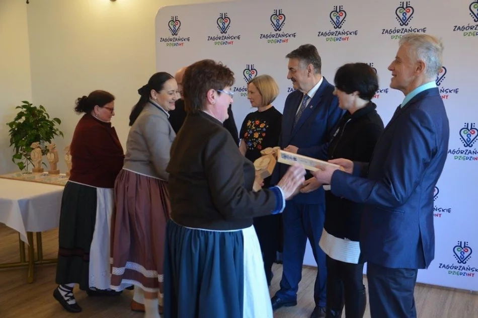 Pierwsi użytkownicy znaku promocyjnego odebrali certyfikaty i statuetki - zdjęcie 20