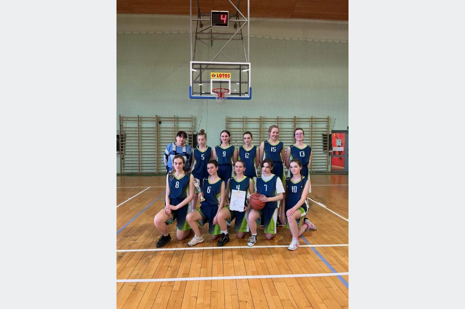 I LO z sukcesami w rejonowej rywalizacji - zdjęcie 2