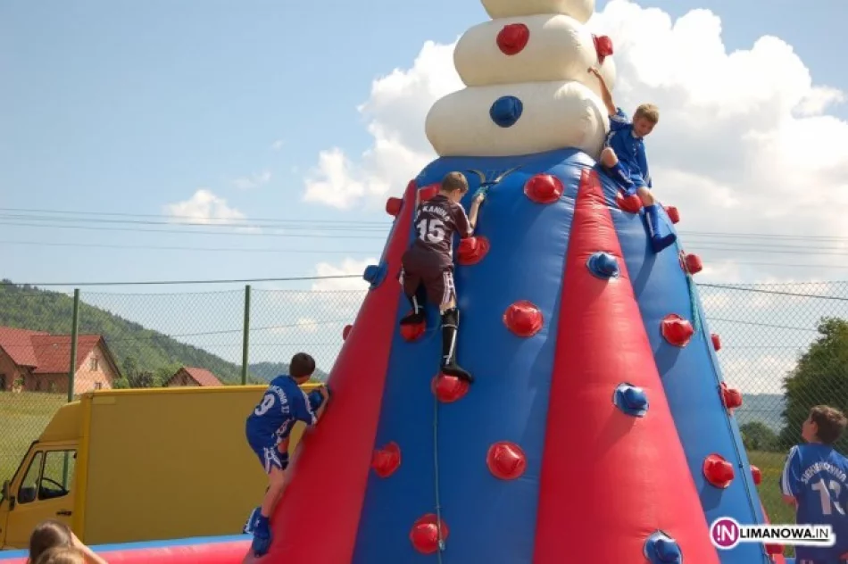 Rozgrywki sportowe w ramach Dnia Dziecka - zdjęcie 3