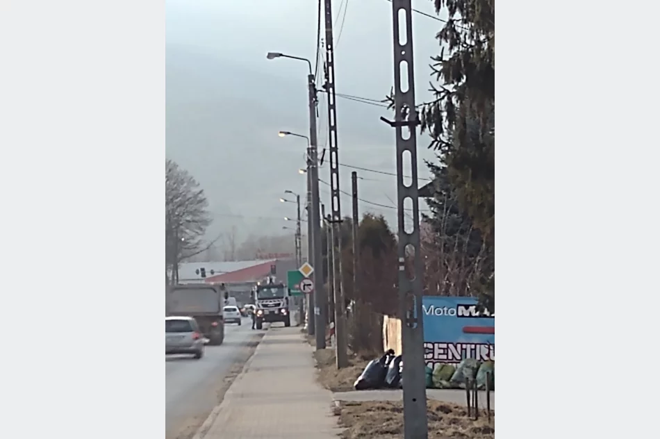 Oszczędzają na oświetleniu w nocy, w dzień... latarnie świecą - zdjęcie 4