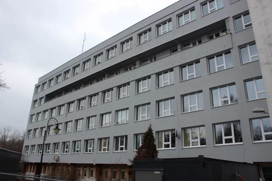 Postępują prace przy termomodernizacji szpitala - zdjęcie 3