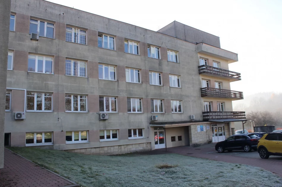 Postępują prace przy termomodernizacji szpitala - zdjęcie 5