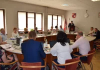 Wójt do radnego, by zwrócił się do powiatu: "zostanie pan szybciutko spacyfikowany" - zdjęcie główne