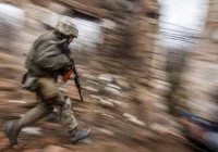 24 dni wojny; pomimo ponoszonych dużych strat Rosjanie nadal mają inicjatywę i prowadzą działania zaczepne - zdjęcie główne