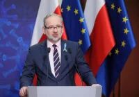 Koniec maseczek od 28 marca - jeden wyjątek. Zniesiona izolacja i kwarantanna - zdjęcie główne