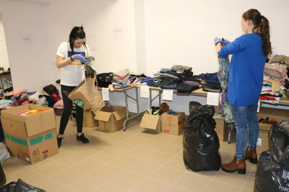 Udana zbiórka dla uchodźców - mieszkańcy nie zawiedli - zdjęcie 3