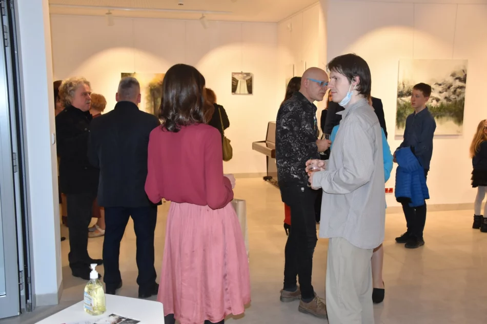 Odbył się pierwszy wiosenny wernisaż - zdjęcie 11