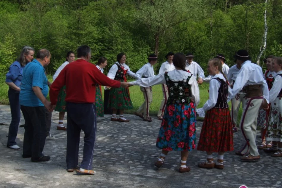 Tańczyli dla pensjonariuszy - zdjęcie 3