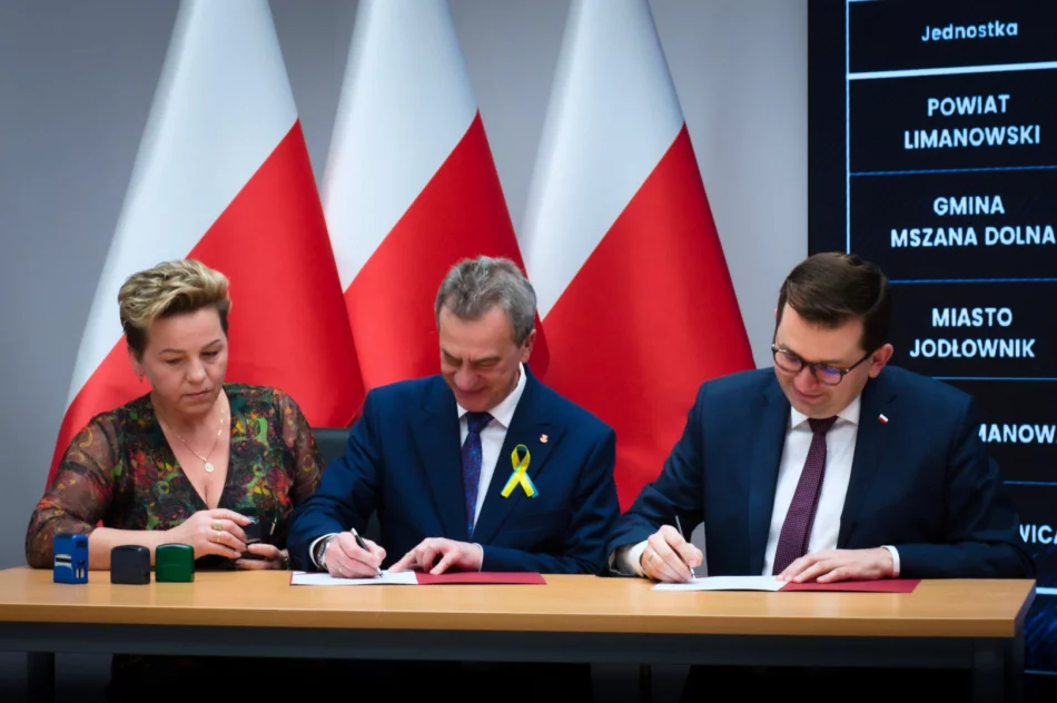 Umowy na dofinansowanie dla pięciu samorządów - zdjęcie 2