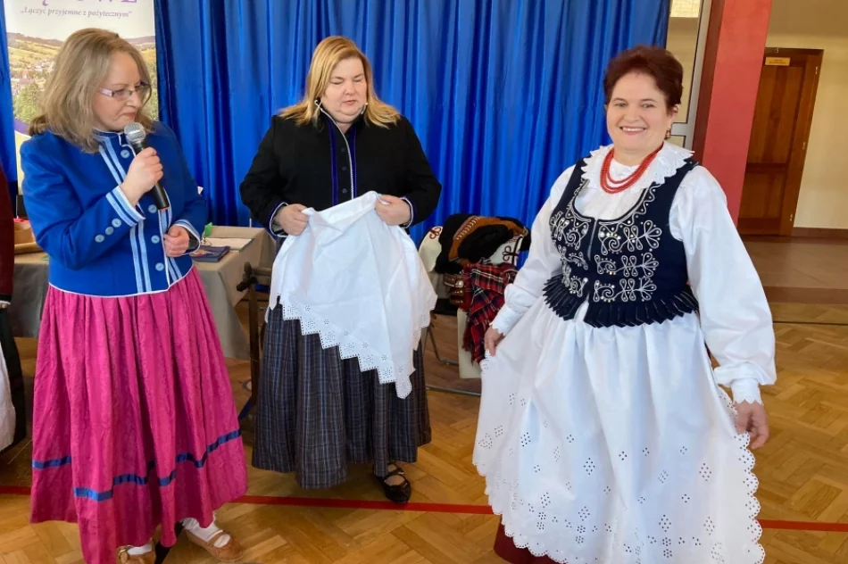 Śwarne Babki opowiadały młodym łętowianom o lokalnych tradycjach - zdjęcie 6