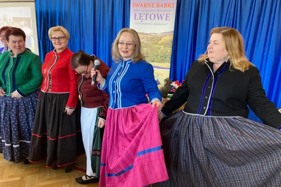 Śwarne Babki opowiadały młodym łętowianom o lokalnych tradycjach - zdjęcie 8