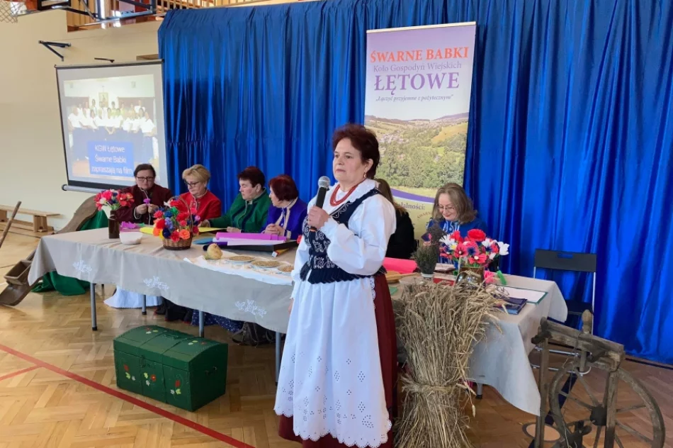 Śwarne Babki opowiadały młodym łętowianom o lokalnych tradycjach - zdjęcie 16