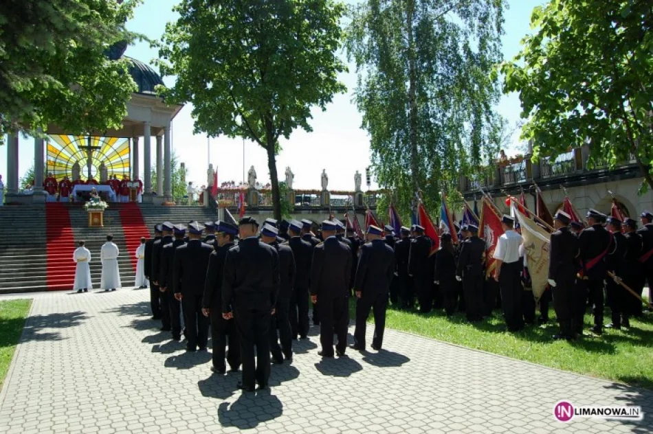 Limanowscy strażacy świętowali - zdjęcie 2