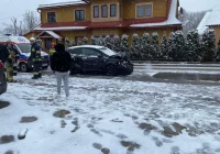 Zimowe warunki na drogach - do południa 6 kolizji - zdjęcie główne