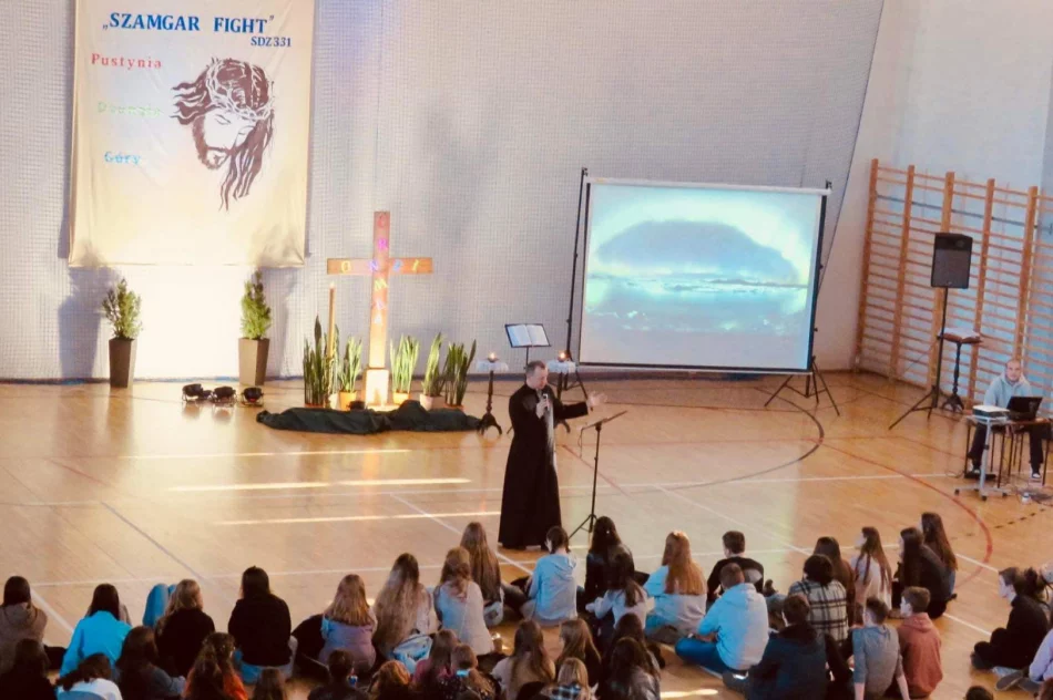 Wyjątkowe szkolne rekolekcje - zdjęcie 7