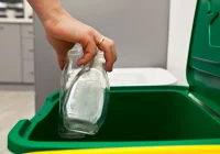 Recykling szkła szansą na obniżenie kosztów gospodarki "śmieciowej" - zdjęcie główne