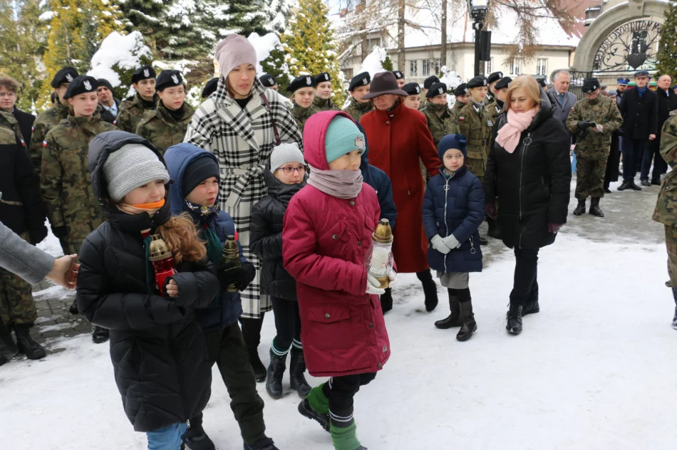 Upamiętniono ofiary Zbrodni Katyńskiej - zdjęcie 6