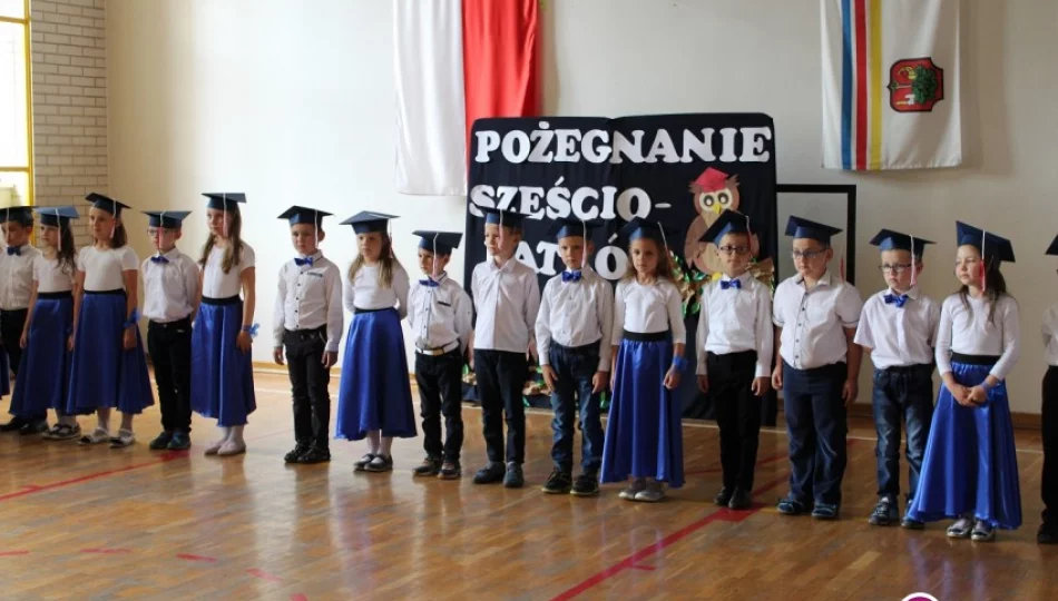 Pożegnanie przedszkolaków w Miejskim Przedszkolu nr 2 w Limanowej - zdjęcie 1