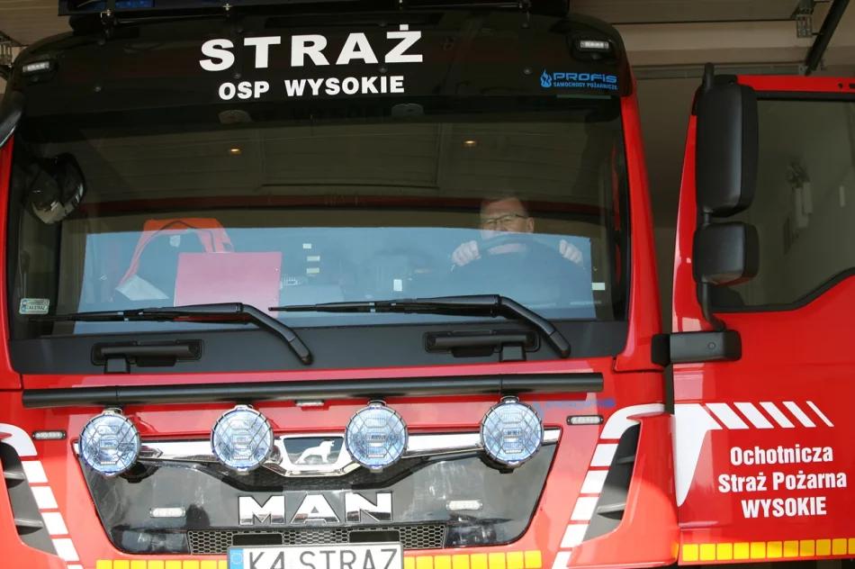 Marszałek Województwa Małopolskiego z wizytą w OSP Wysokie - zdjęcie 12