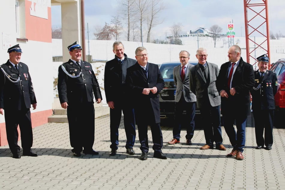Marszałek Województwa Małopolskiego z wizytą w OSP Wysokie - zdjęcie 14