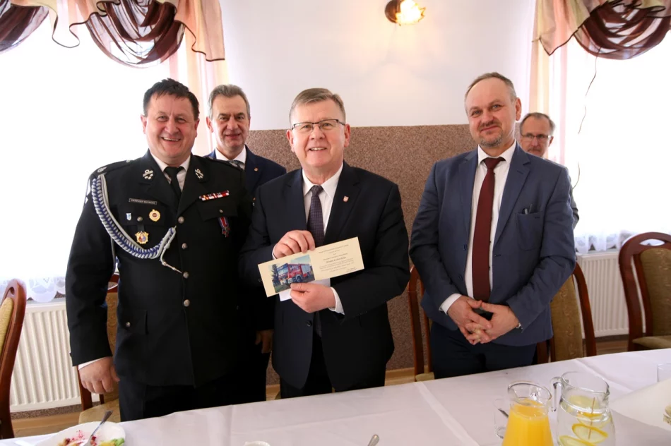 Marszałek Województwa Małopolskiego z wizytą w OSP Wysokie - zdjęcie 17