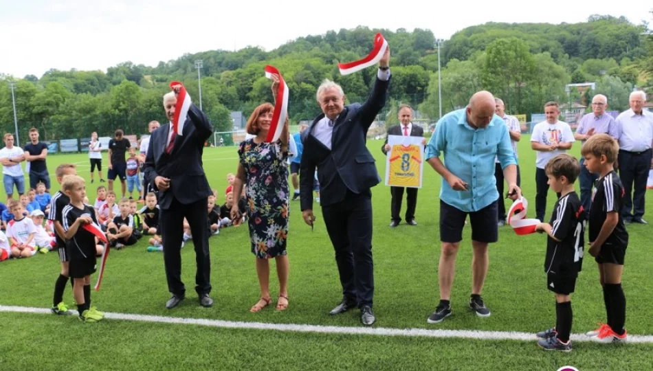 Otwarcie stadionu po modernizacji - zdjęcie 1