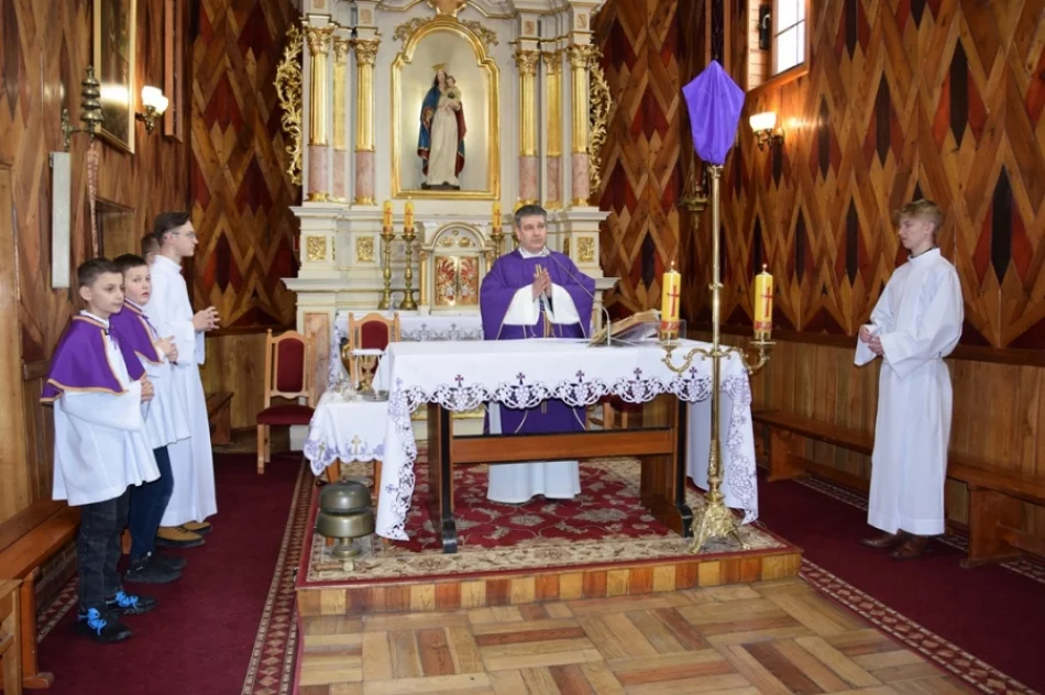 Zagórzańskie Eucharystie wracają do zabytkowej świątyni - zdjęcie 8