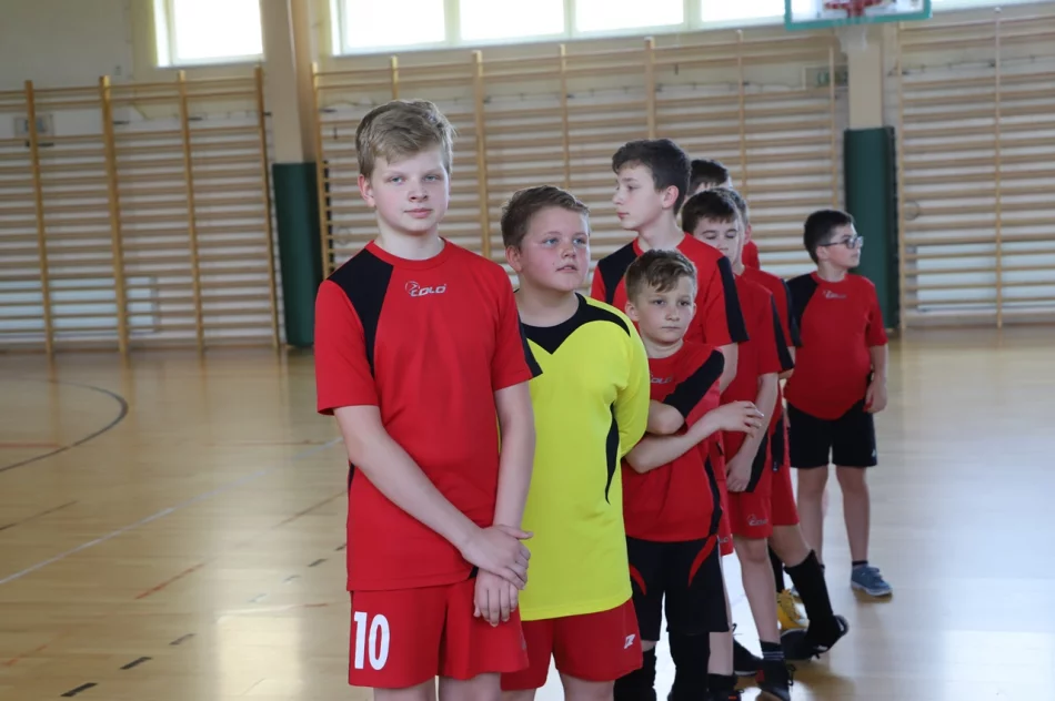Rupniów i Stara Wieś Mistrzami Gminy Limanowa w Piłce Ręcznej Dzieci - zdjęcie 2