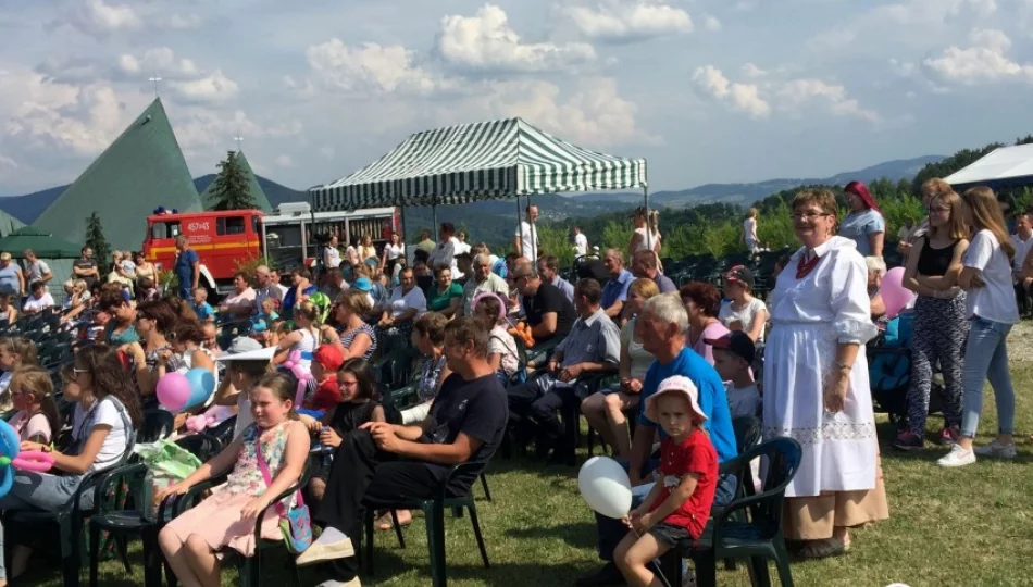 I Parafialny Festyn Rodzin w Pasierbcu - zdjęcie 1