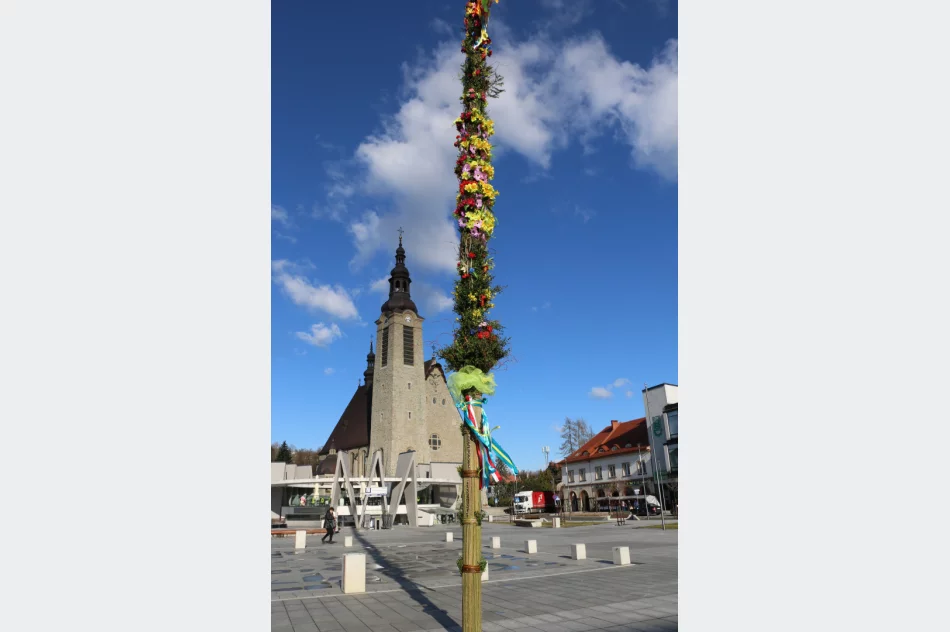 Na rynku miasta stanęła Wielkanocna Palma - zdjęcie 6