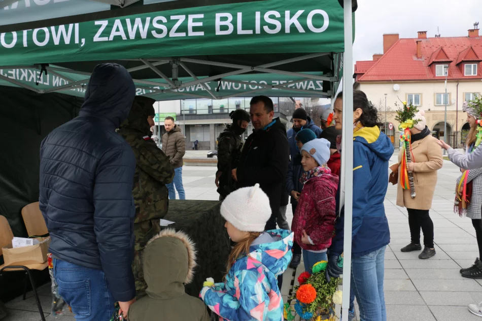 Wojsko promowało się na limanowskim rynku - zdjęcie 3
