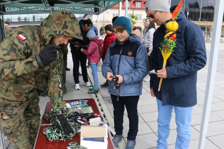 Wojsko promowało się na limanowskim rynku - zdjęcie 8