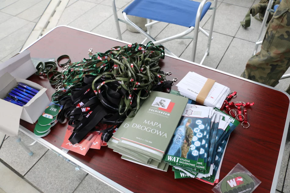 Wojsko promowało się na limanowskim rynku - zdjęcie 20