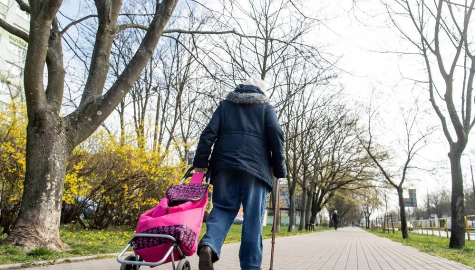 3,5 mln emerytów i rencistów otrzymało już "trzynastkę" - zdjęcie 1