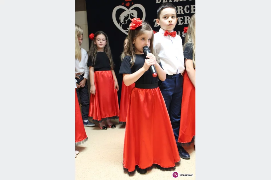 Dzień Mamy i Taty w Miejskim Przedszkolu nr 2 - zdjęcie 2