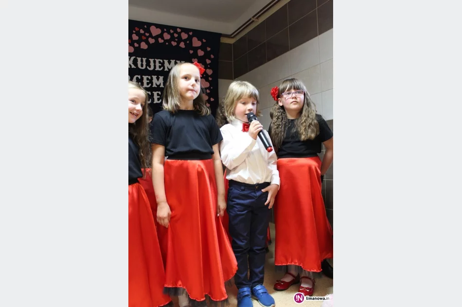 Dzień Mamy i Taty w Miejskim Przedszkolu nr 2 - zdjęcie 4