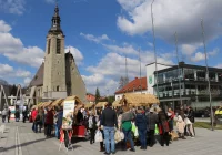 Na limanowskim rynku odbył się Powiatowy Kiermasz Wielkanocny - zdjęcie główne