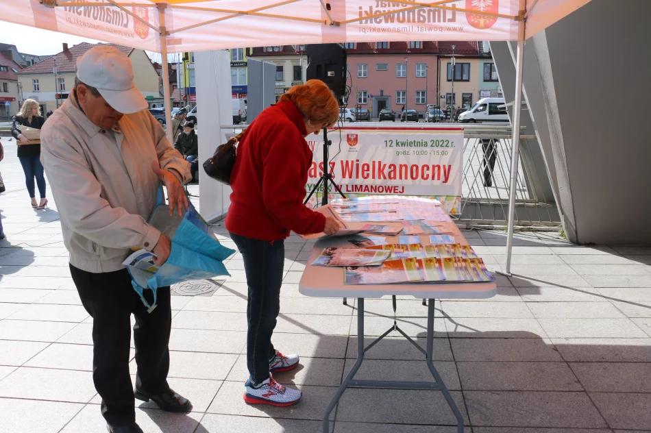 Na limanowskim rynku odbył się Powiatowy Kiermasz Wielkanocny - zdjęcie 10