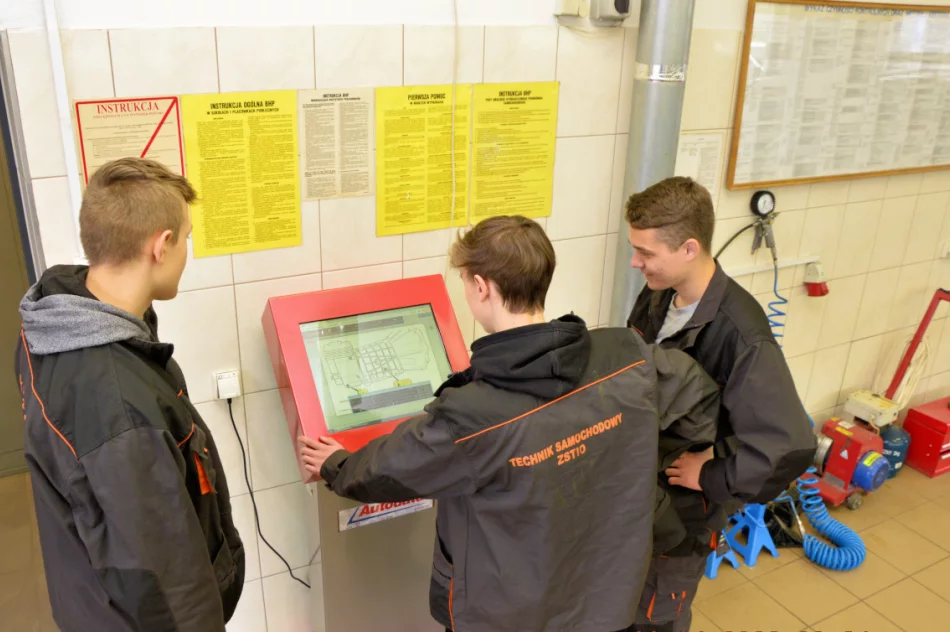 Nowość w szkolnych warsztatach - zdjęcie 2