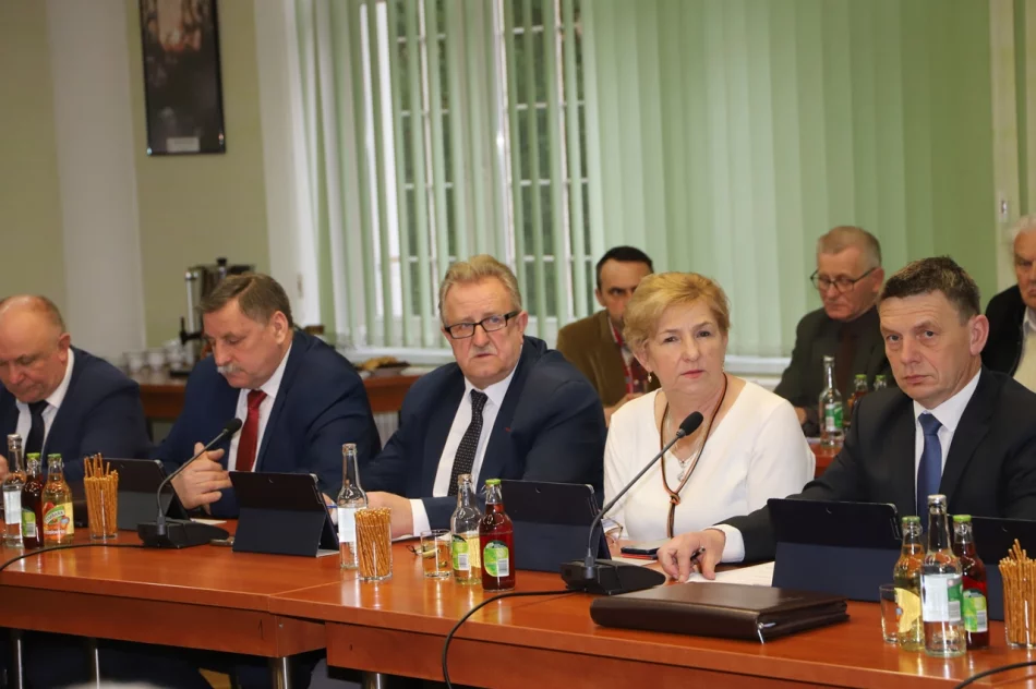 Informacja o sesjach Rady Gminy Limanowa w marcu i kwietniu br. - zdjęcie 7