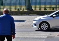 W tym roku piesi popełnili niemal 92 tys. wykroczeń; najwyższy mandat to 2000 zł - zdjęcie główne