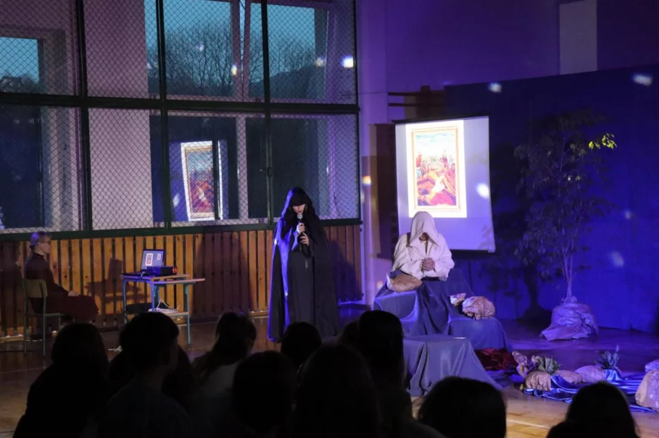 Widowiskowe misterium przygotowane przez młodzież - zdjęcie 9