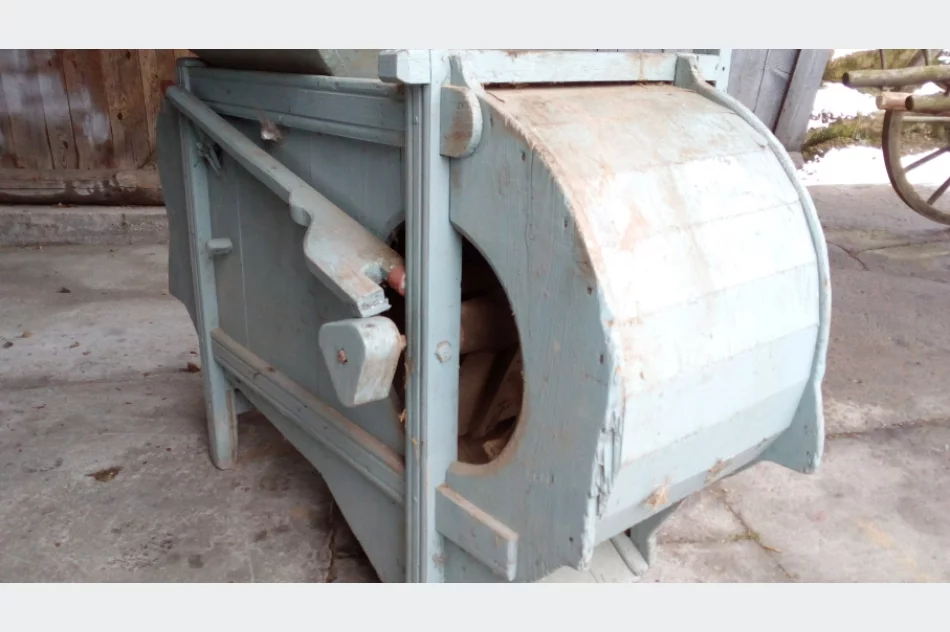 młynek zabytkowy - zdjęcie 3