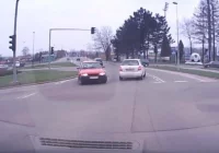 Na rondzie pod prąd (wideo) - zdjęcie główne